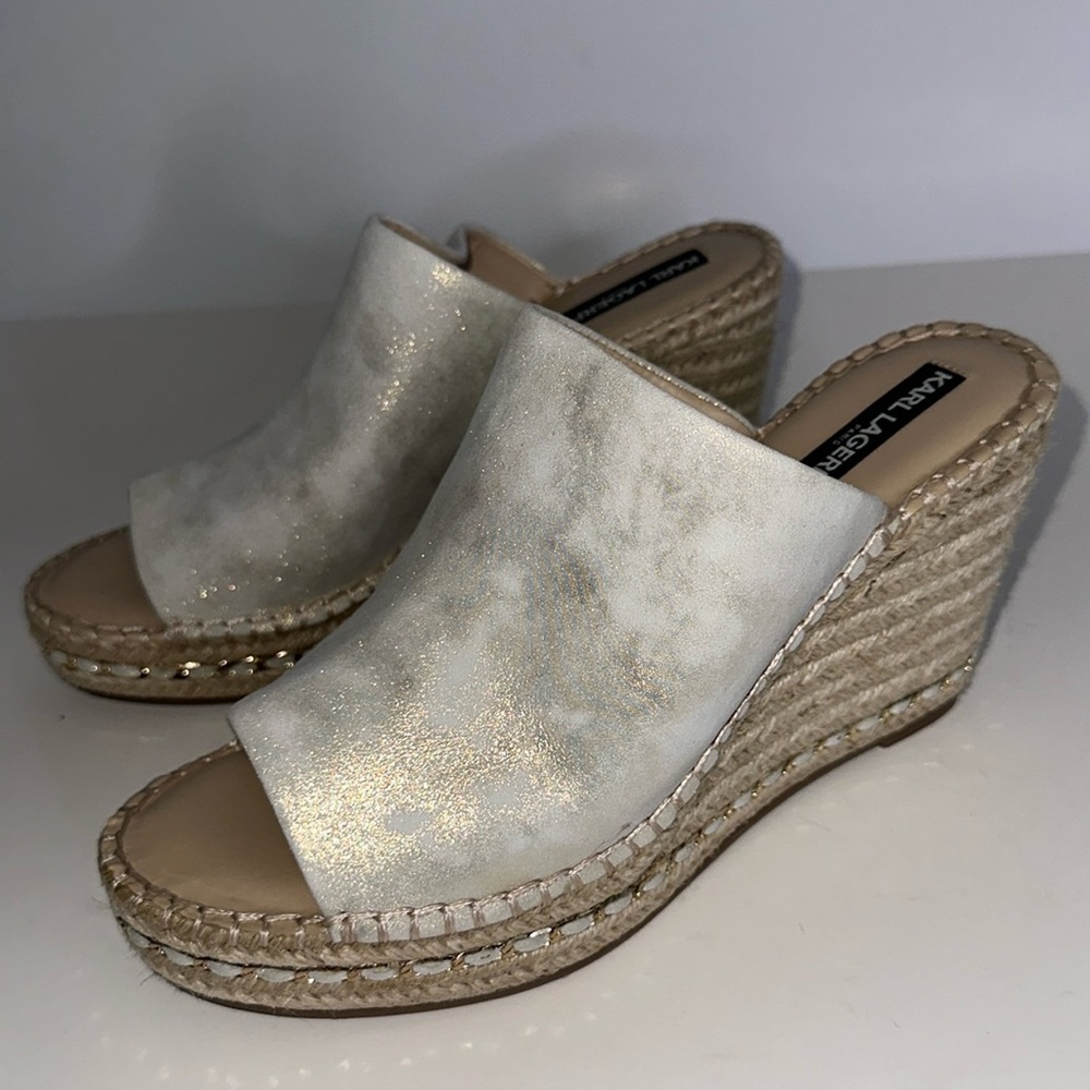 Karl Laferfeld Paris Carina Gold Leather 10M Espadrille Wedge